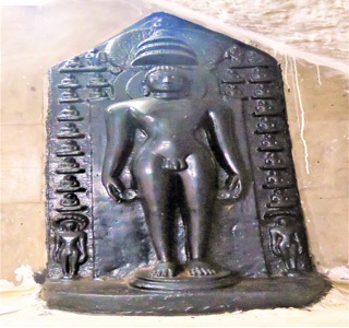 Jain Tirthankar idol at Hanamkonda