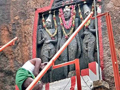 Villagers mistake Jain Tirthankara in Karur for Murugan
