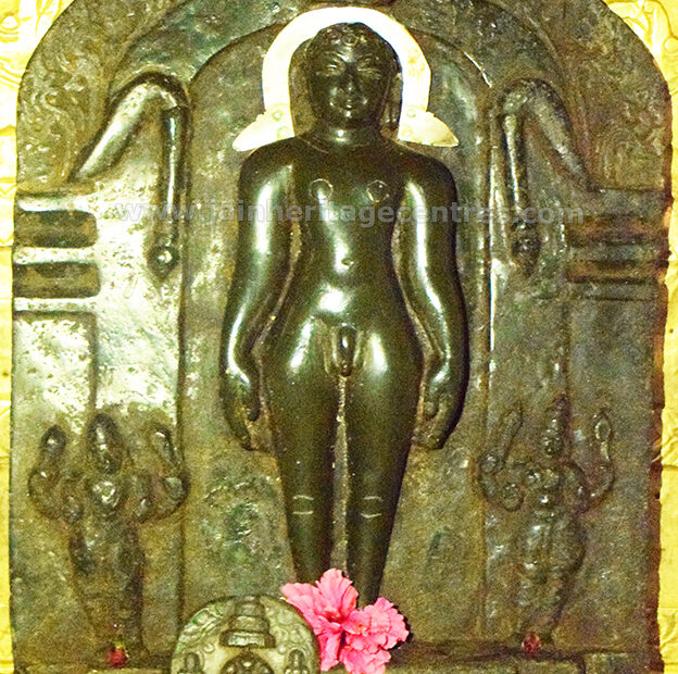 Ancient Idol of Tirthankar Vardhaman Mahavir in Kayotsarga, 12th Century, Sri Vardhaman Mahavir Basadi, Hongere, Hassan District, Karnataka, India.